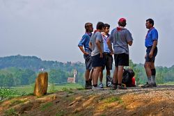 ...La Comunidad dedica una gran amistad a los scouts...