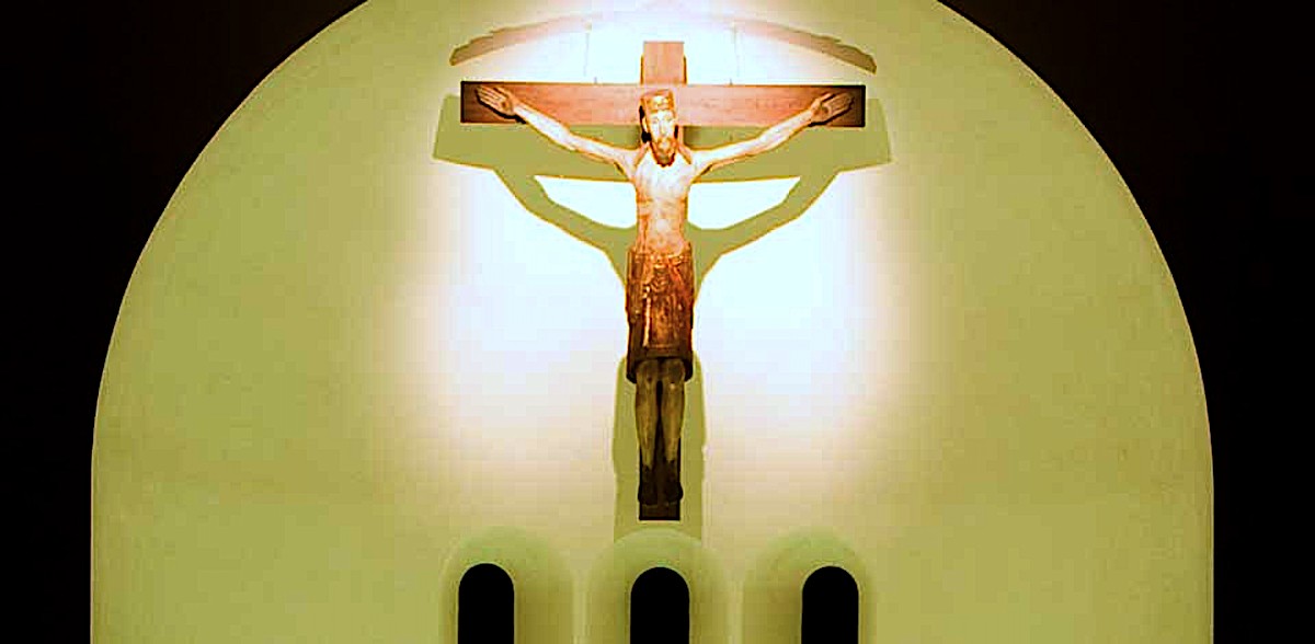 001_20_05_26_crocifisso